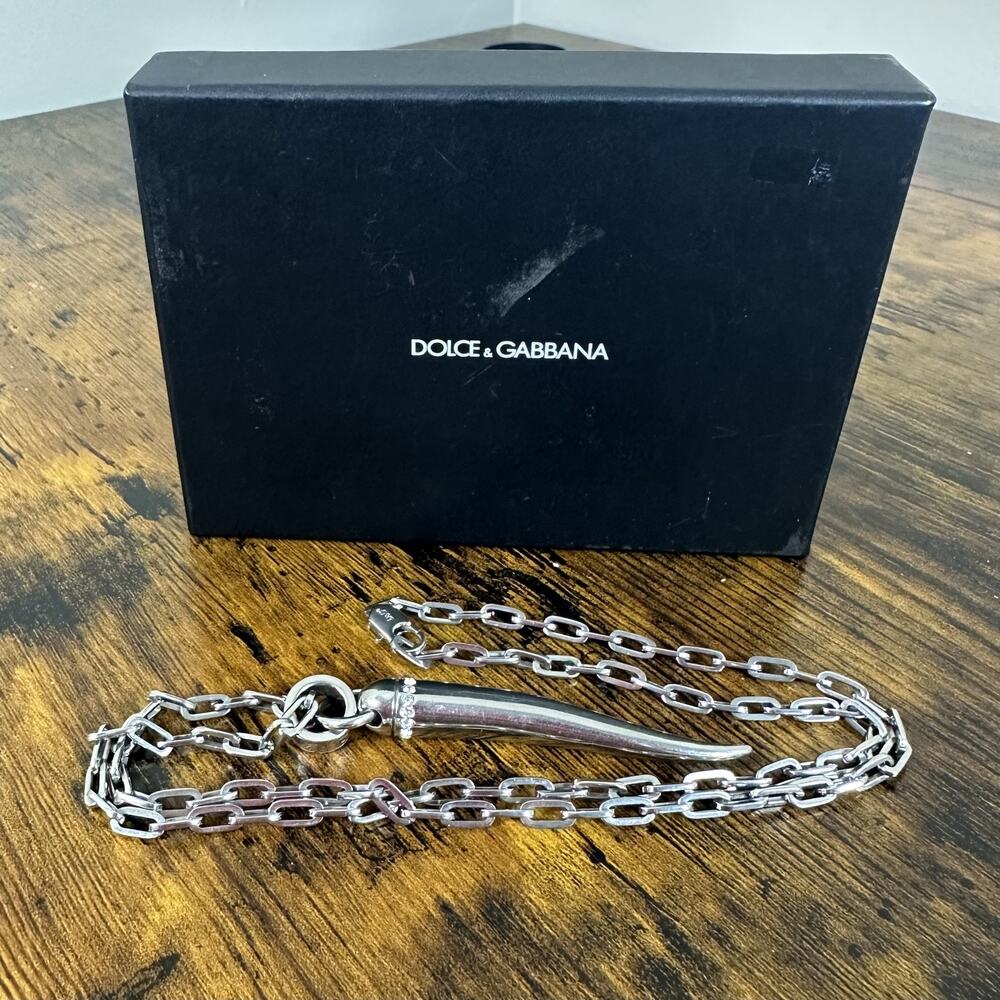 Dolce & Gabbana D&G Silver Tone Horn Pendant Luck Chain Necklace W/ Box